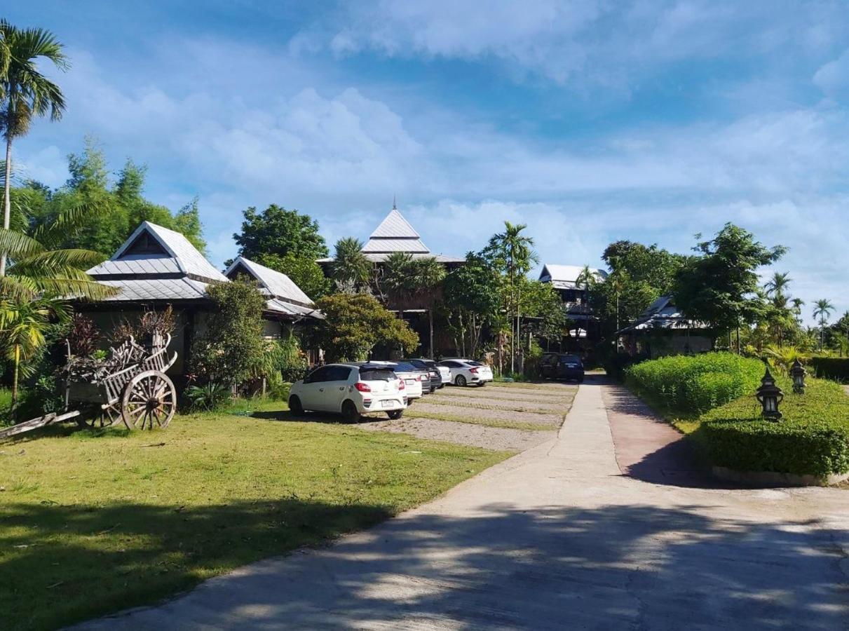 Bantunglom Resort Mae Rim Eksteriør billede